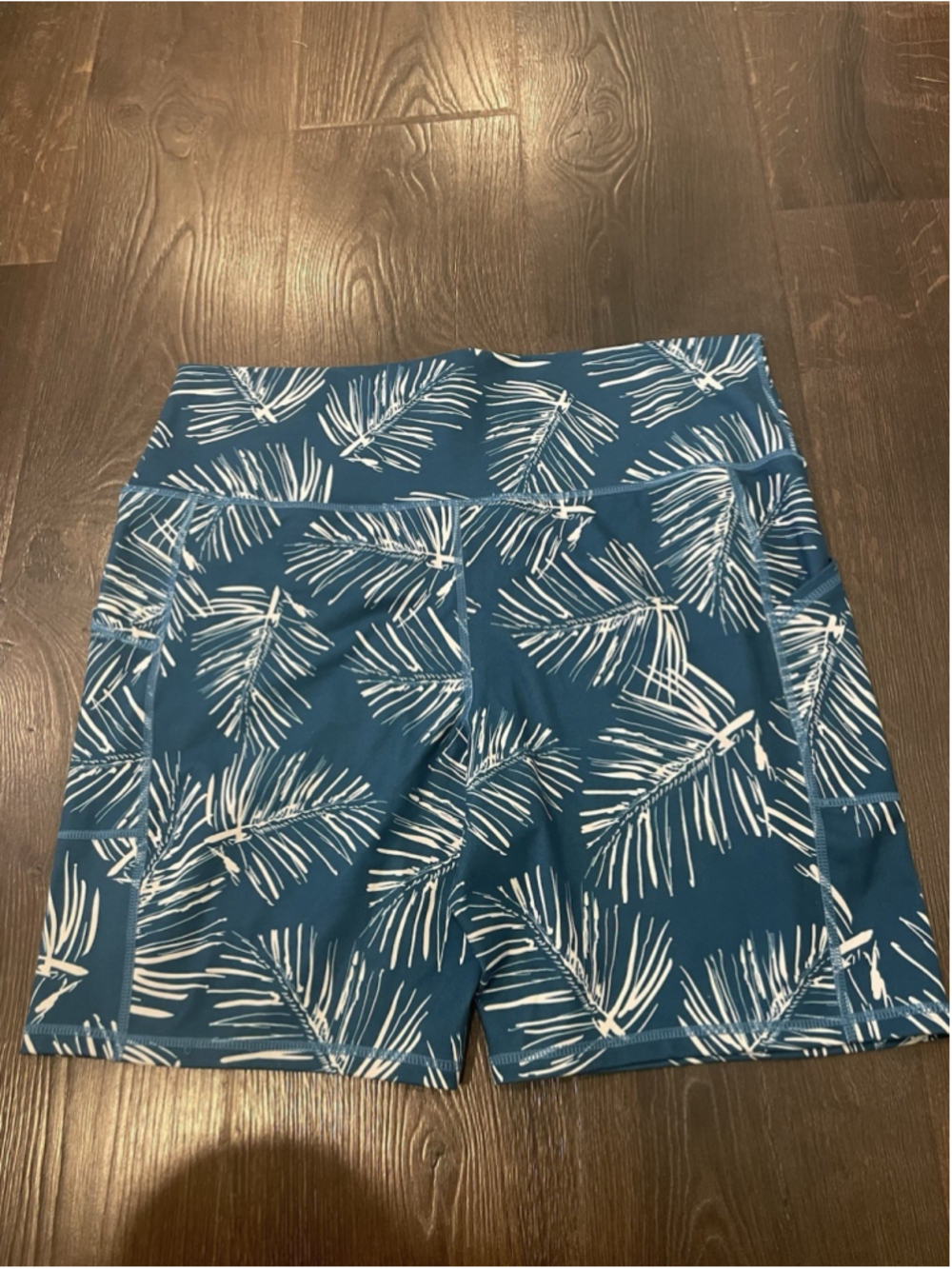 Woman's Brisas Athletic Bicycle Shorts Palm Print Size XL - Picture 2 of 5